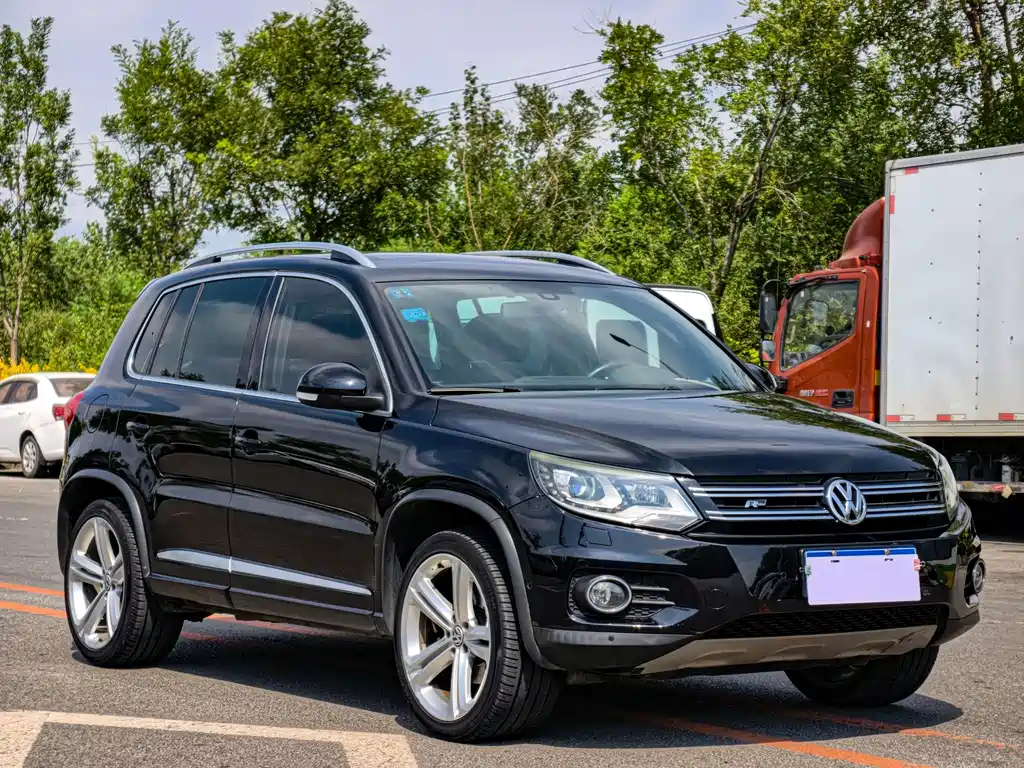 Volkswagen Tiguan — миниатюра 3