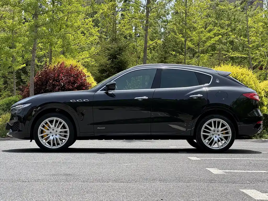 Maserati Levante — миниатюра 5