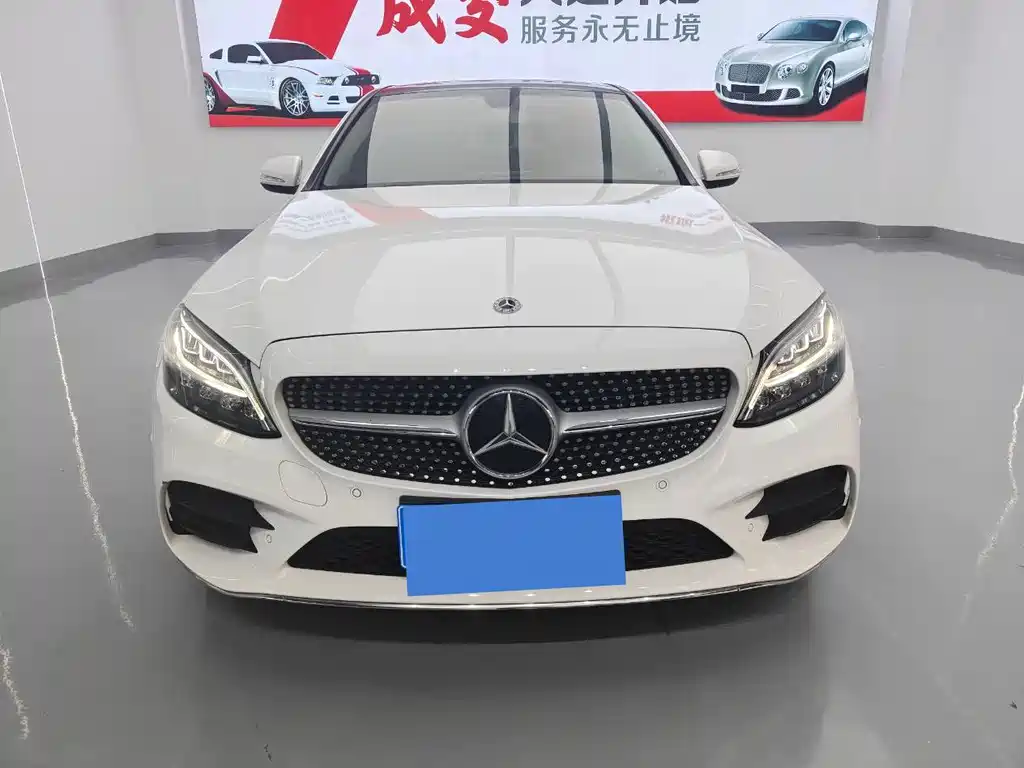 Mercedes-Benz C-Class — миниатюра 2