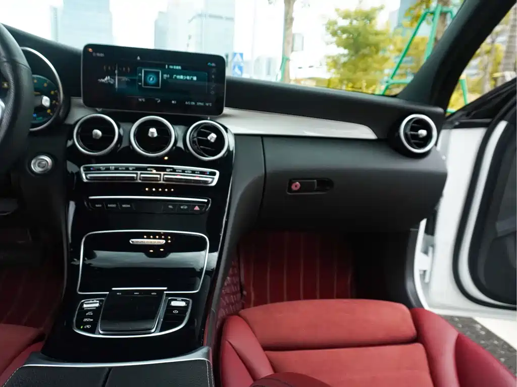 Mercedes-Benz C-Class — миниатюра 22