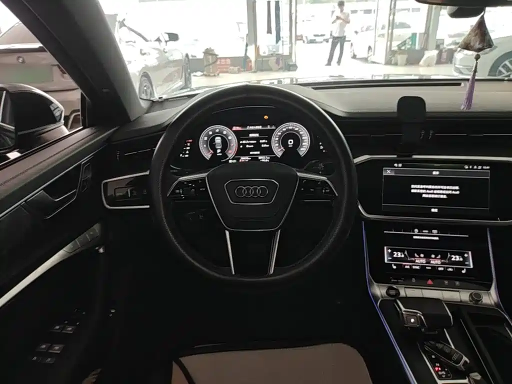 Audi A6L — миниатюра 11