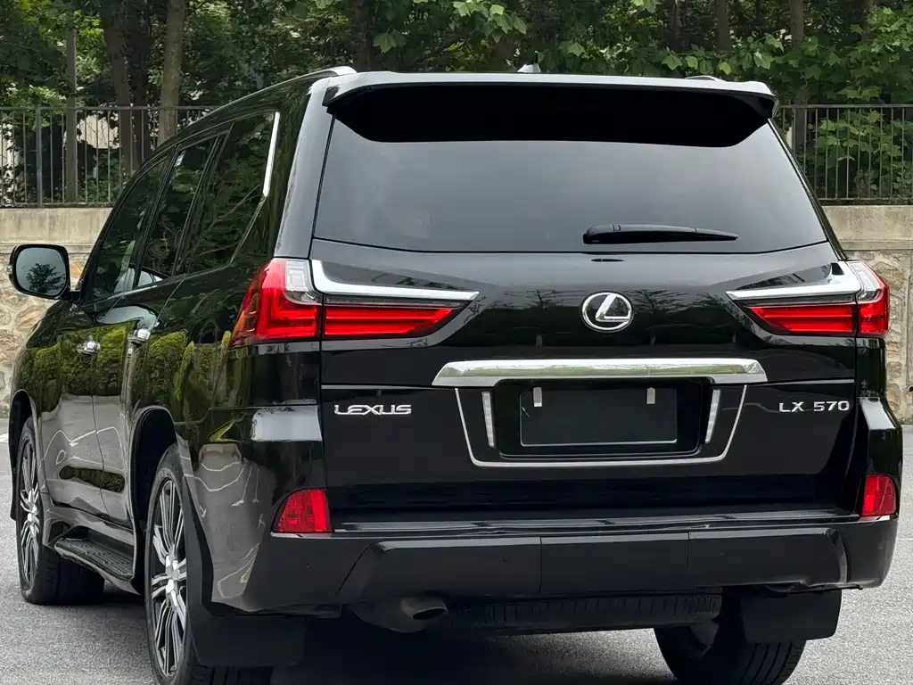 Lexus LX 2017 570 Luxury