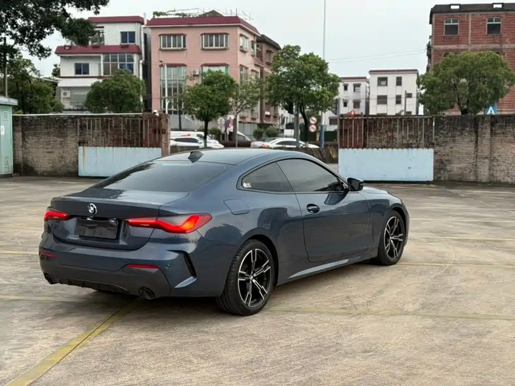 BMW 4 Series — миниатюра 4