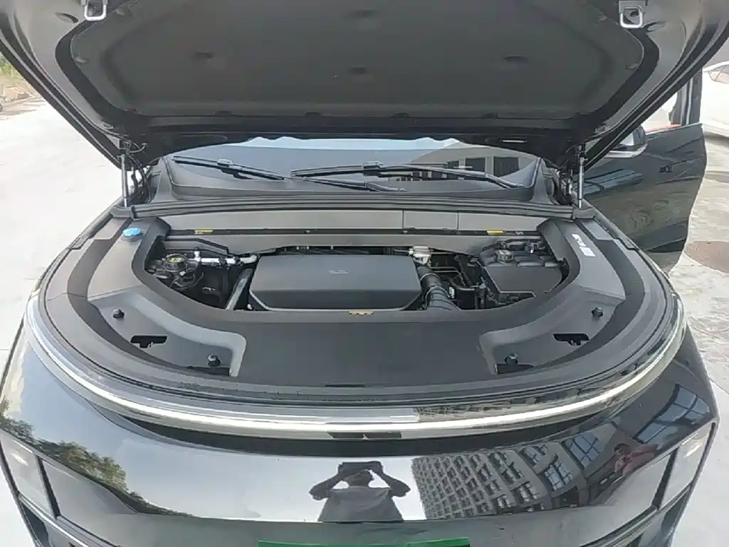 Li Auto Li L8 — миниатюра 20