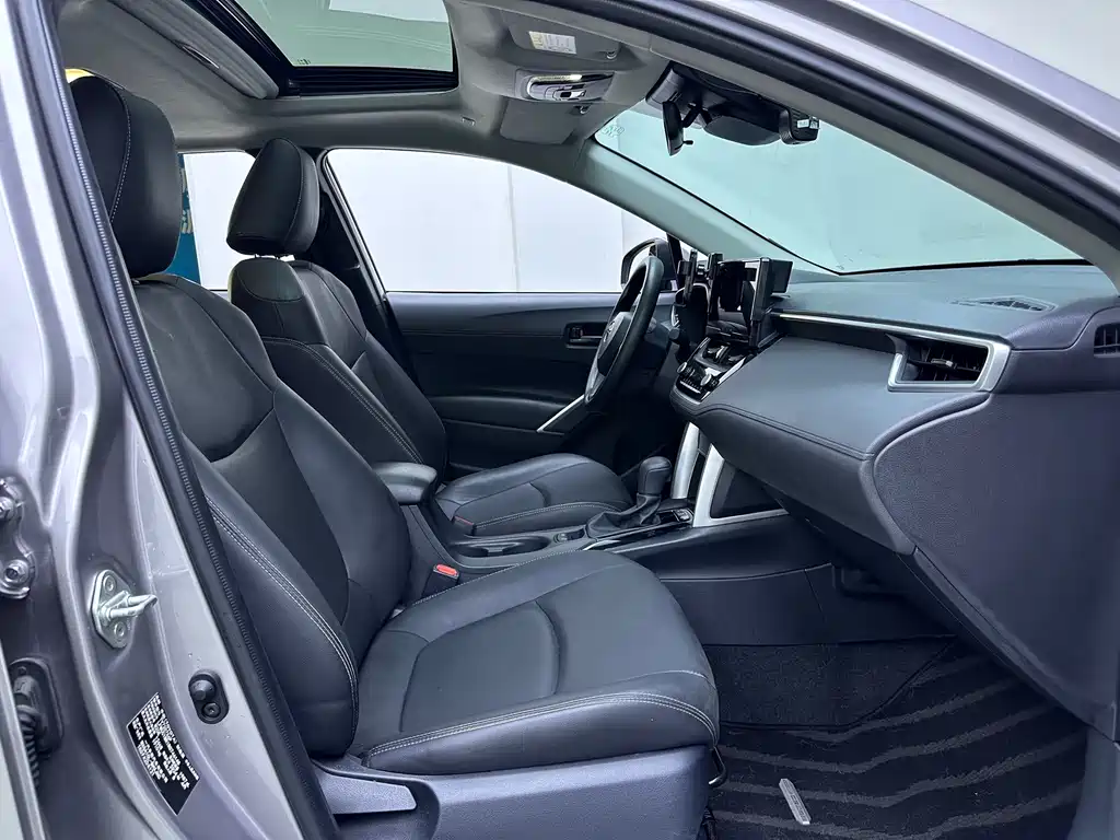 Toyota Corolla Cross 2.0L Elite Edition, фото 12