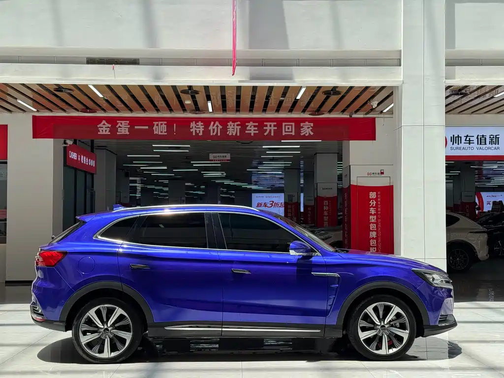 Roewe MARVEL X — миниатюра 7