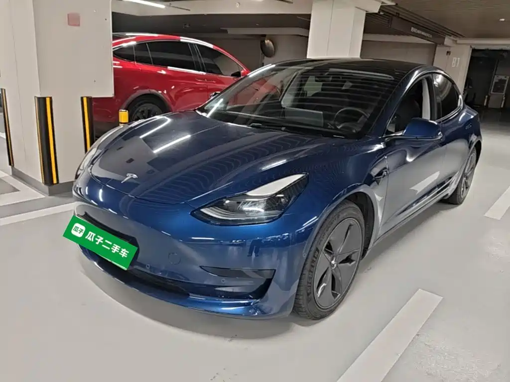 Tesla Model 3 — миниатюра 2