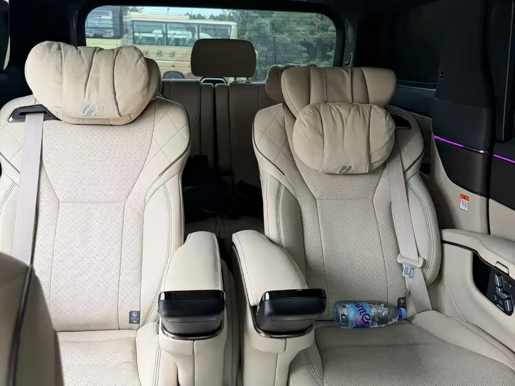 Toyota Alphard — миниатюра 5