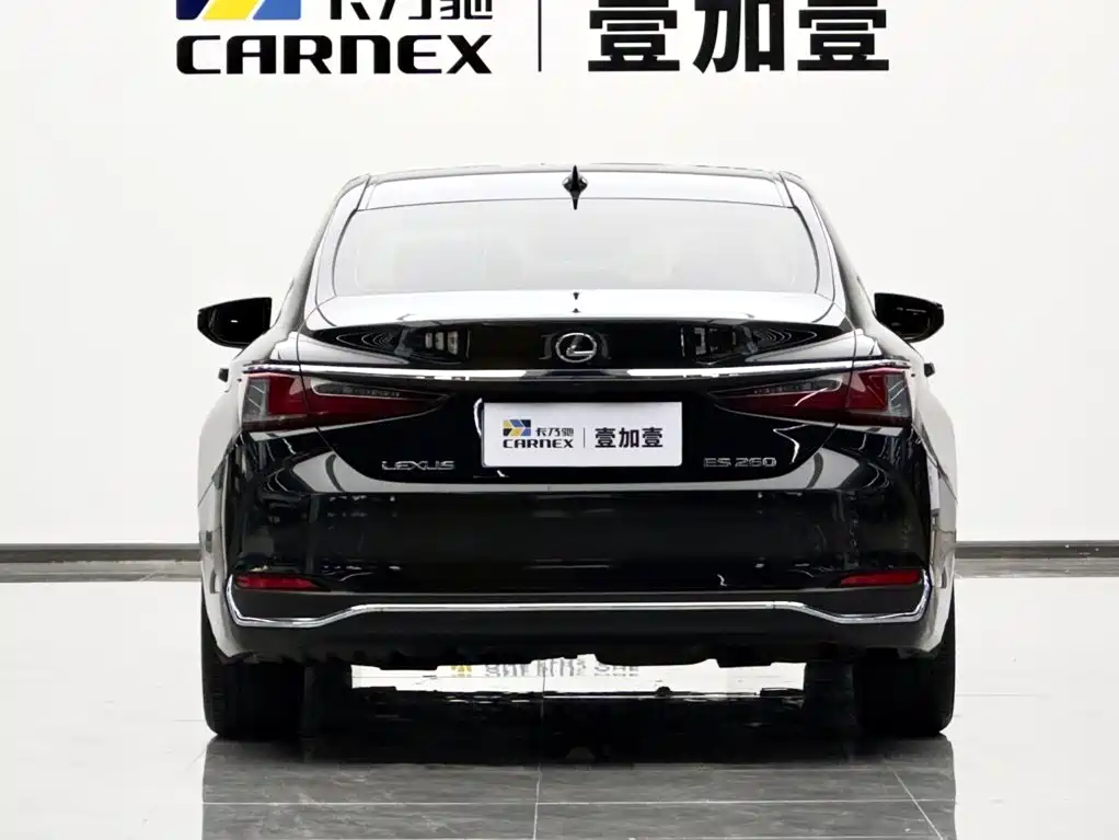 Lexus ES — миниатюра 5