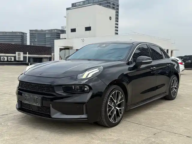 2019 Lynk & Co 03