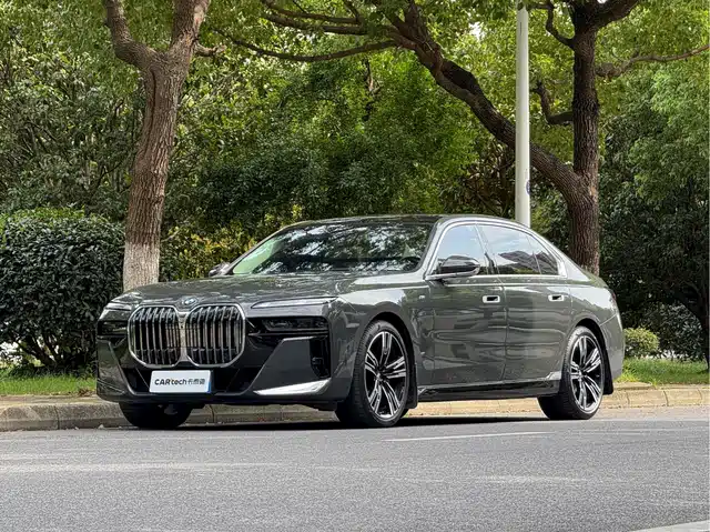 BMW 7 SERIES 2024