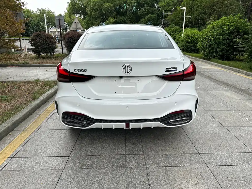 MG MG5 — миниатюра 11