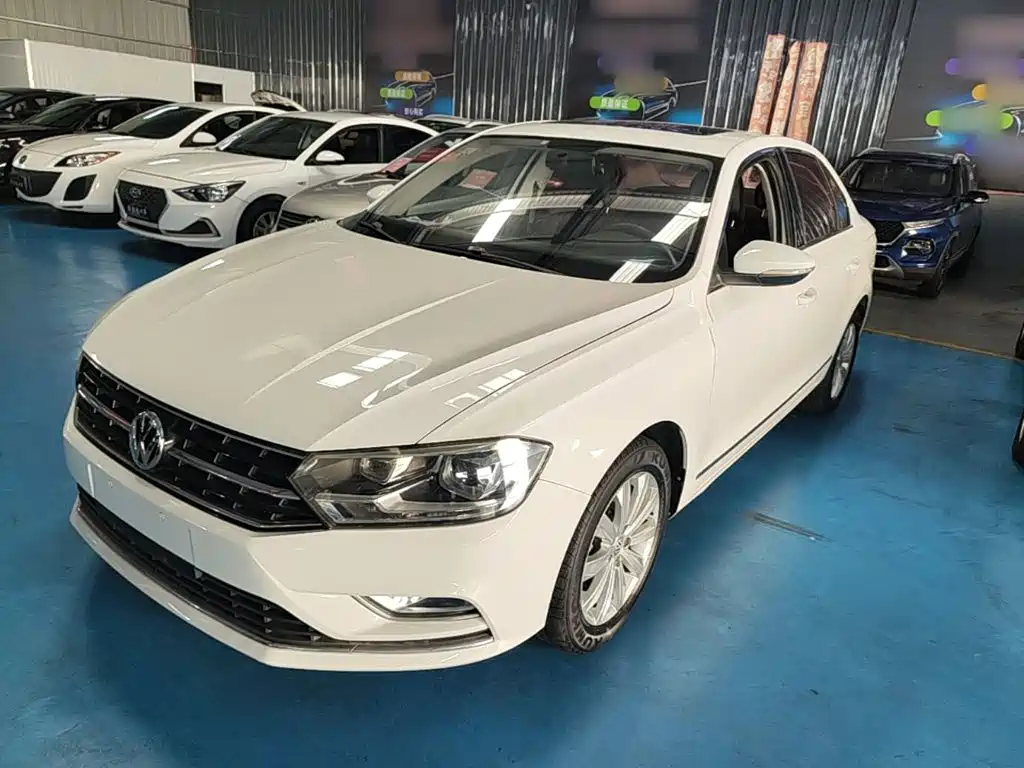 Volkswagen Bora — миниатюра 2