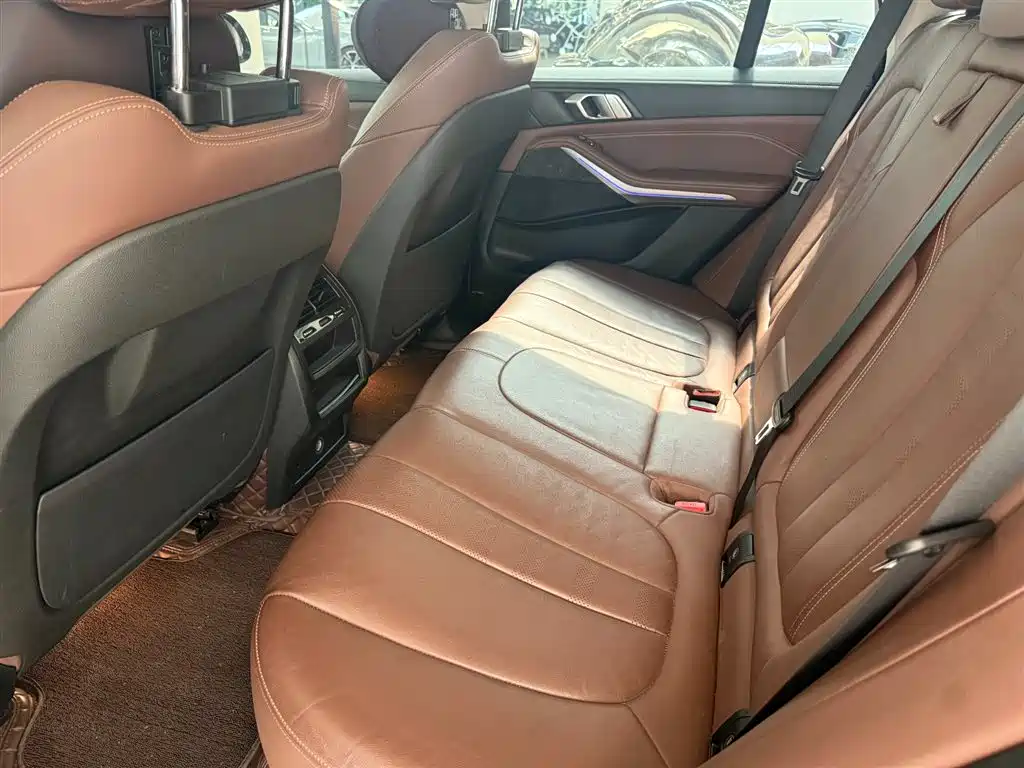 BMW X5 (Import) — миниатюра 8