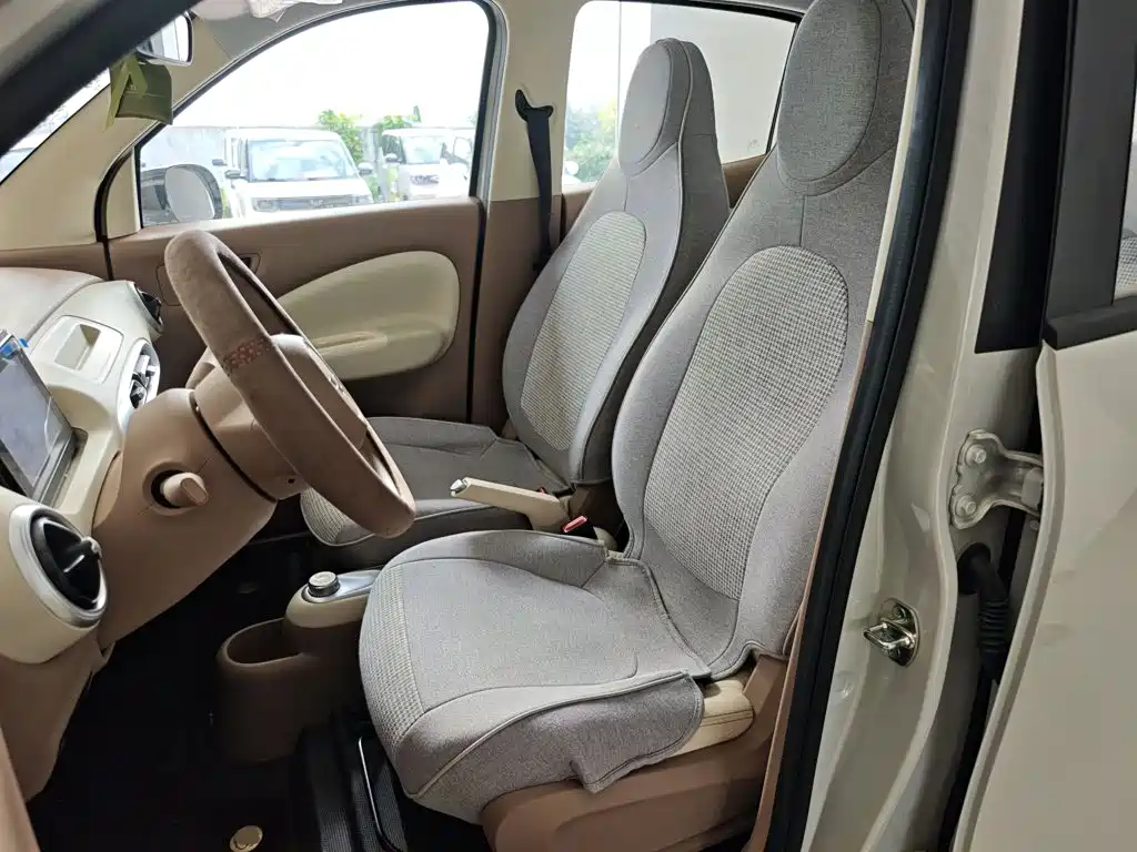 Wuling MINIEV — миниатюра 15