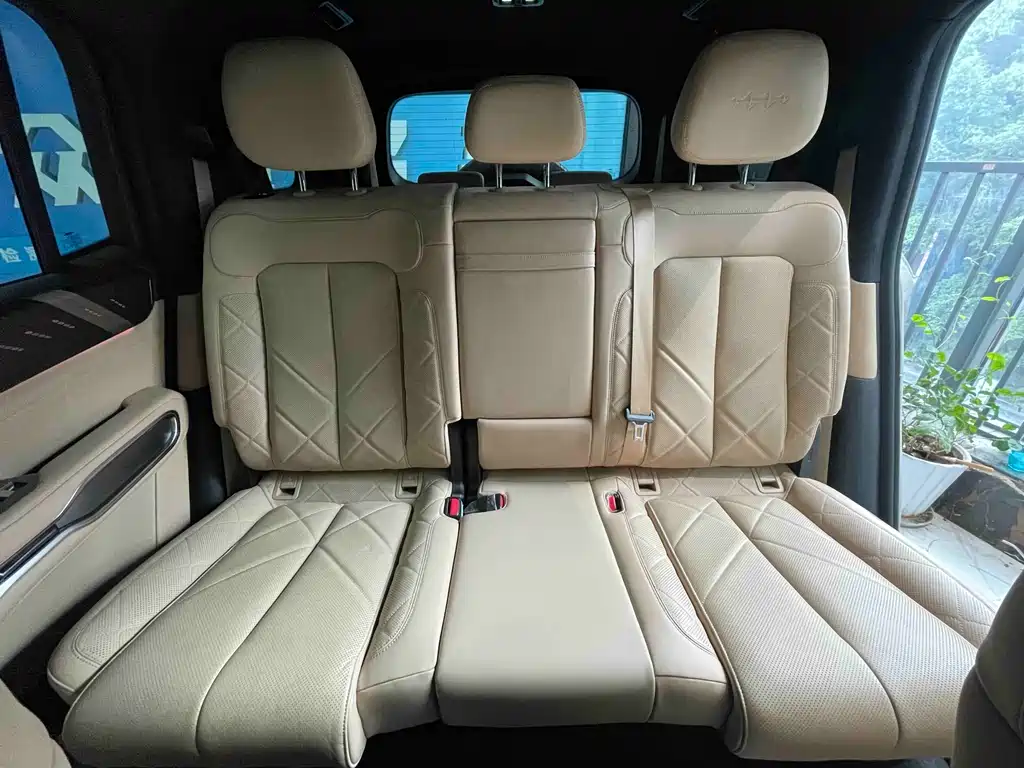 FANG CHENG BAO LEOPARD 8