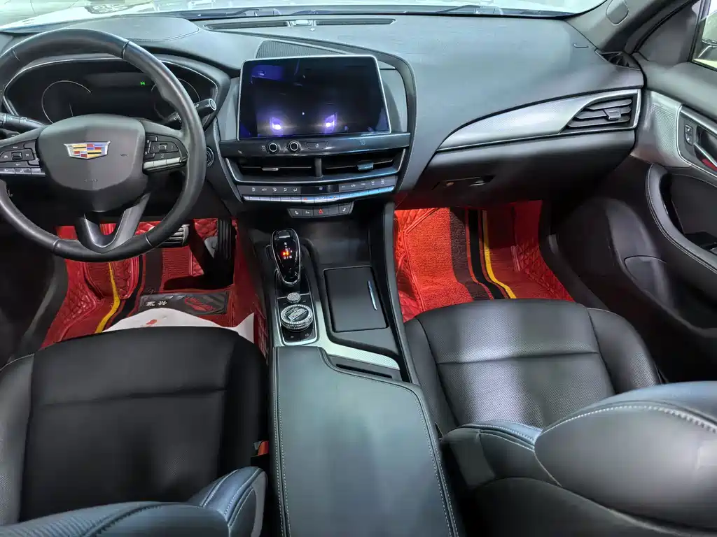 Cadillac CT5 — миниатюра 11
