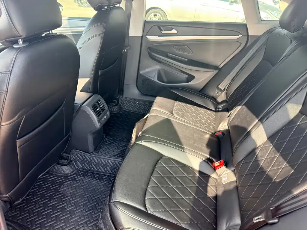 Volkswagen Lamando — миниатюра 15