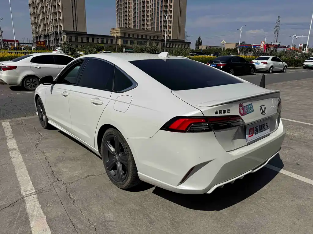 Honda Inspire — миниатюра 9