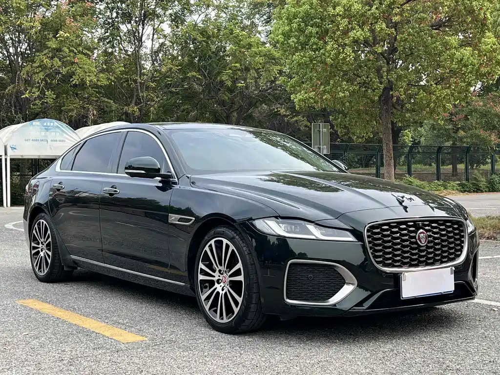 Jaguar XFL 2022 XFL 2.0T P250 Premium Luxury