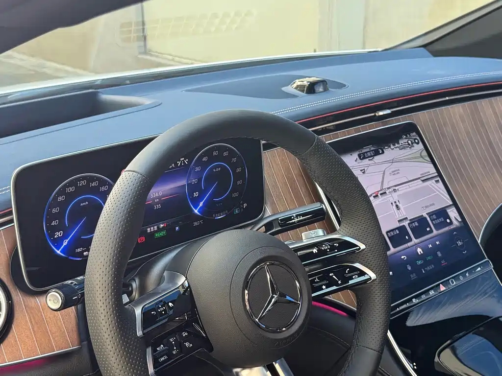 Mercedes-Benz EQE — миниатюра 13
