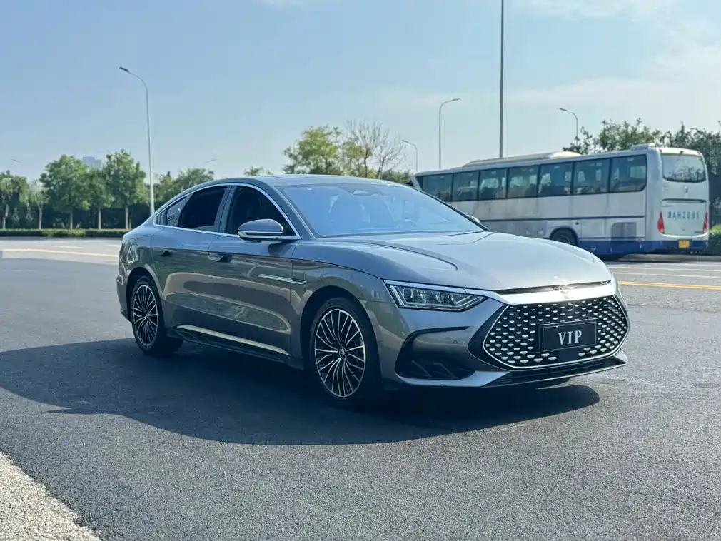 BYD Han — миниатюра 2