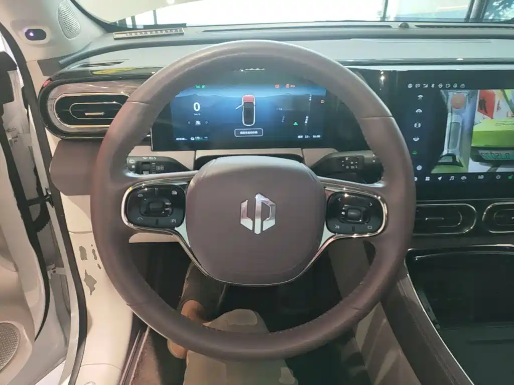 Leapmotor Leapmotor C11 — миниатюра 11