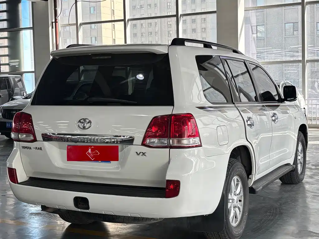 Toyota Land Cruiser — миниатюра 14