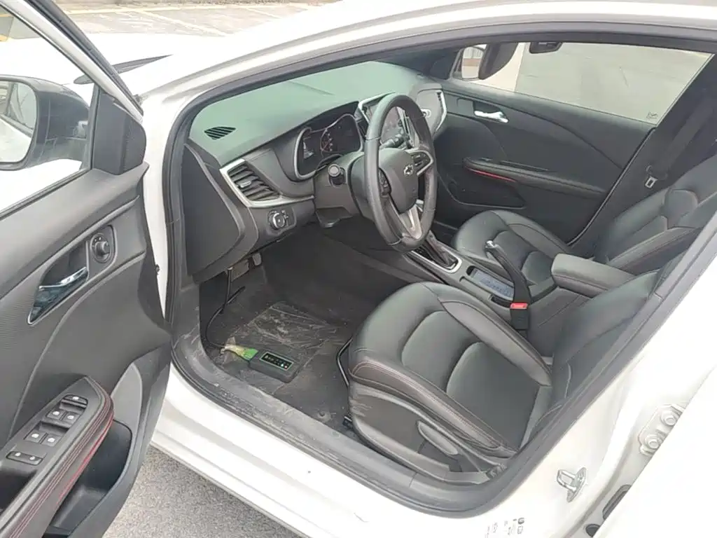 Chevrolet Monza — миниатюра 16