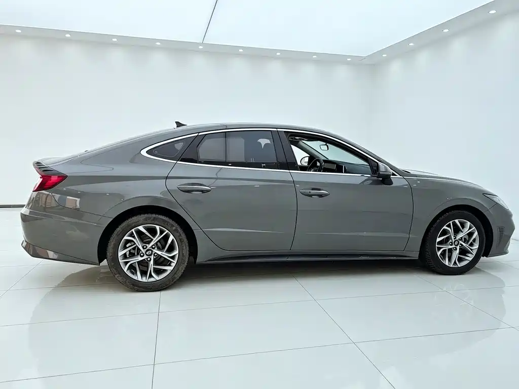 Hyundai Sonata — миниатюра 37