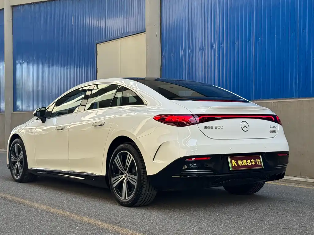 Mercedes-Benz EQE — миниатюра 8