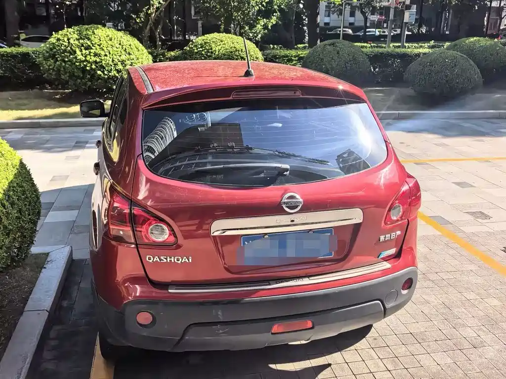 Nissan Qashqai — миниатюра 3