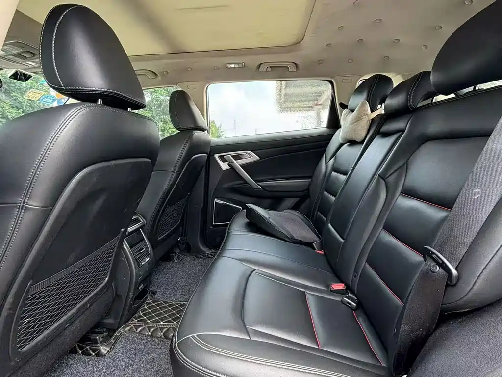 Geely Boyue — миниатюра 9