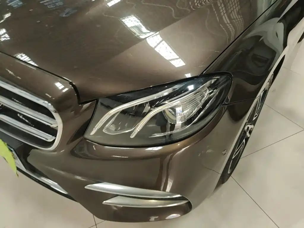Mercedes-Benz E-Class — миниатюра 24