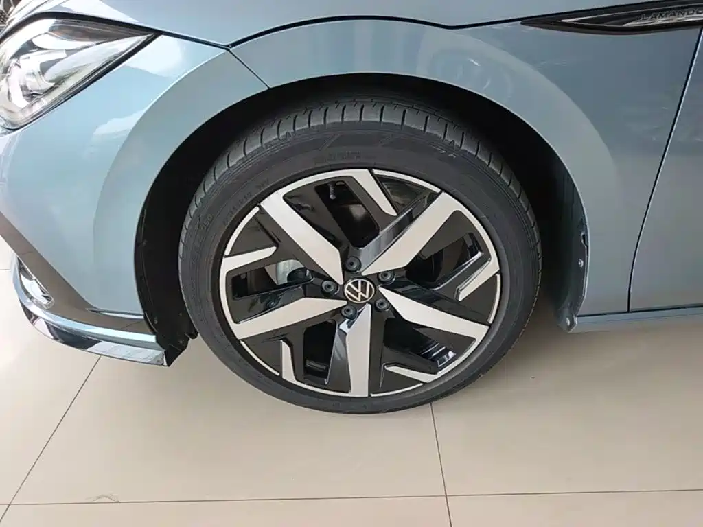Volkswagen Lamando — миниатюра 23
