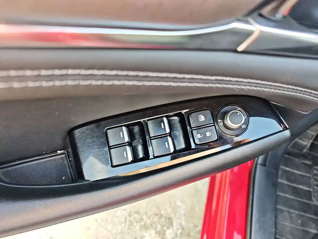 Mazda Atenza — миниатюра 19