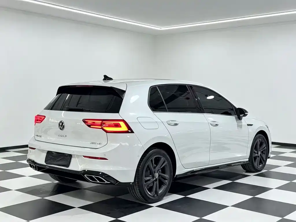 Volkswagen Golf — миниатюра 6