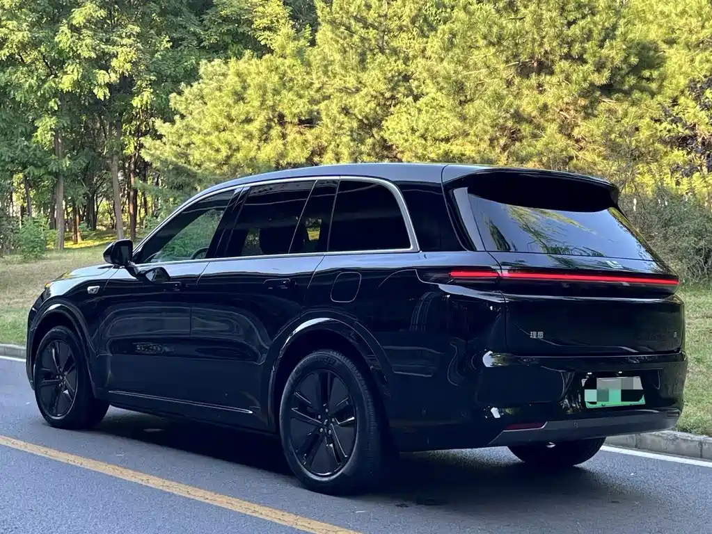 Li Auto Li L8 — миниатюра 3