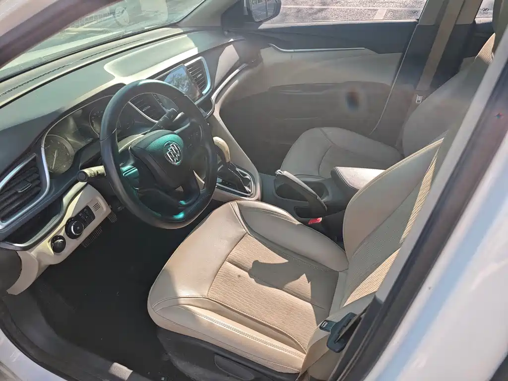 Buick Excelle — миниатюра 5
