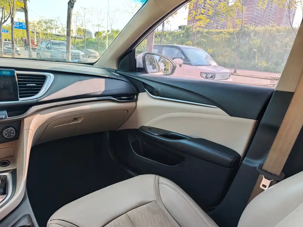 Buick Excelle — миниатюра 12