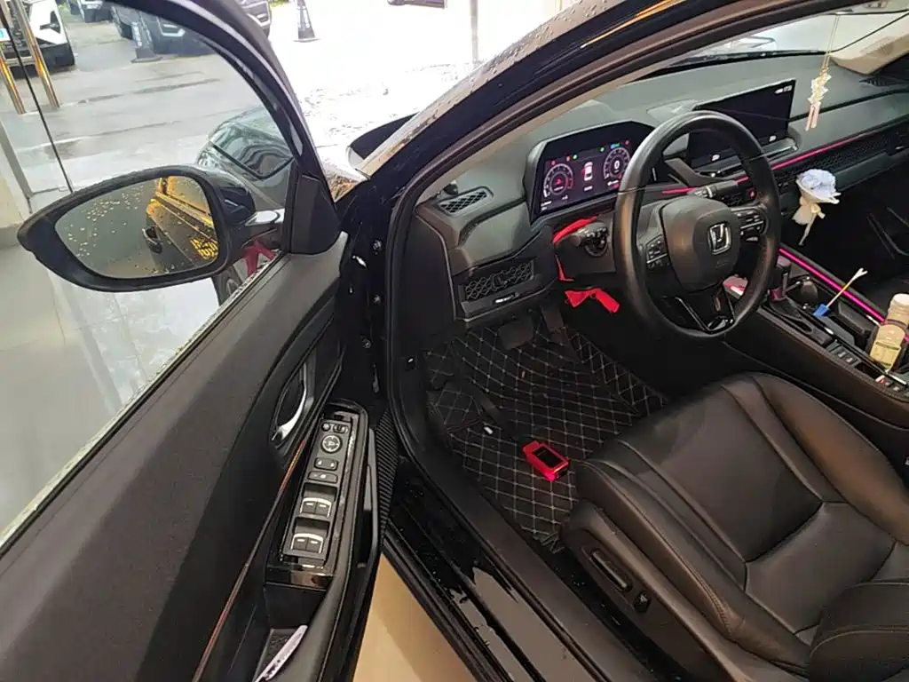 Honda Accord — миниатюра 16