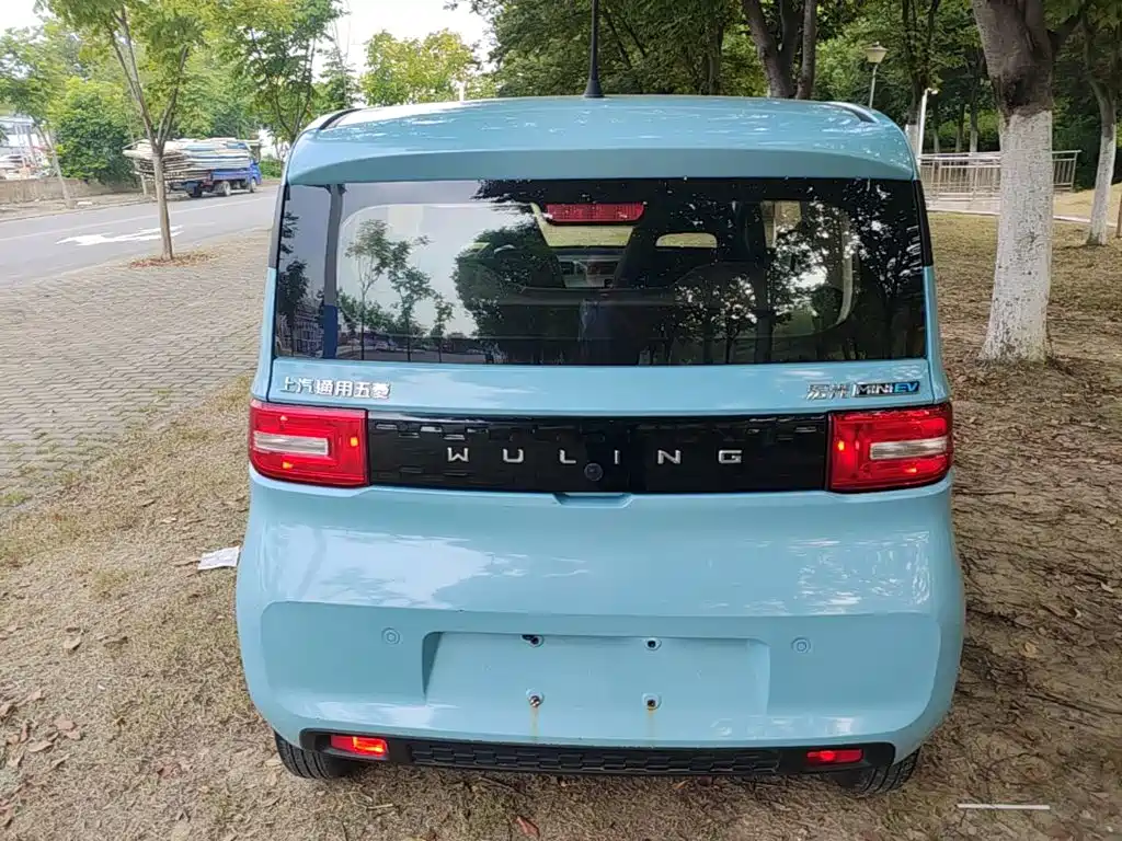 Wuling MINIEV — миниатюра 6