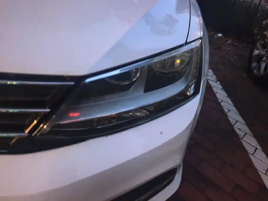 Volkswagen Sagitar — миниатюра 5