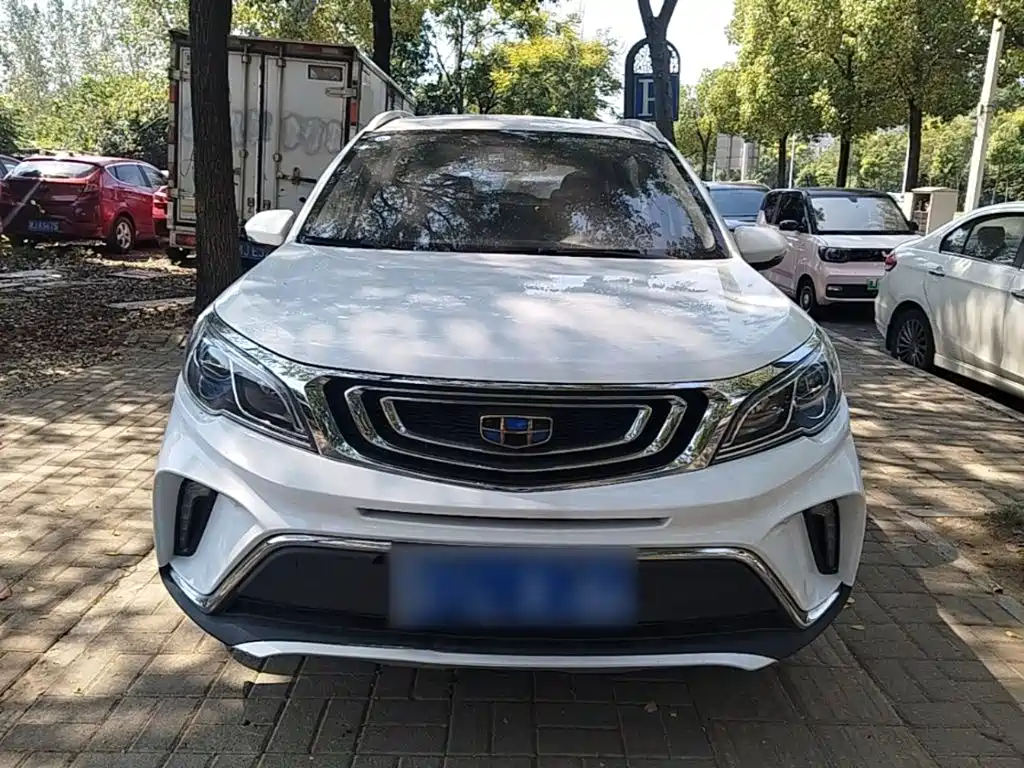Geely Vision X3 — миниатюра 3