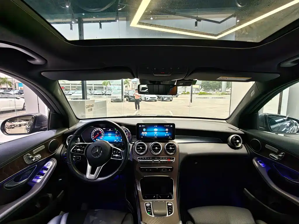 Mercedes-Benz GLC — миниатюра 11