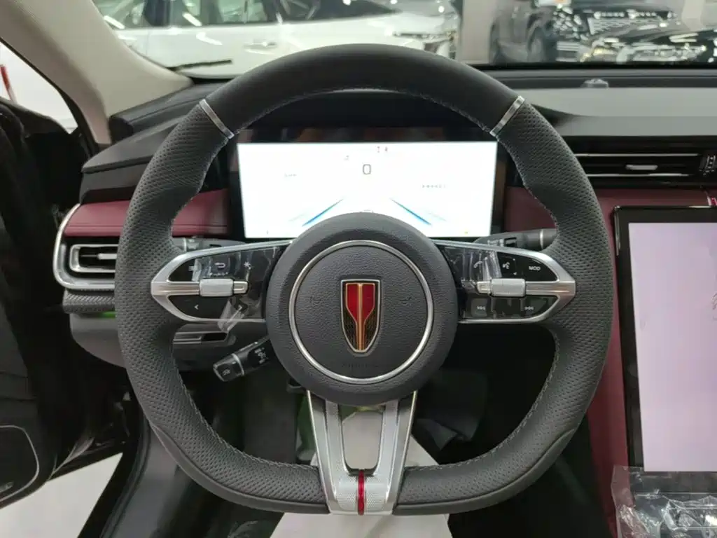 Hongqi Hongqi H5 — миниатюра 11