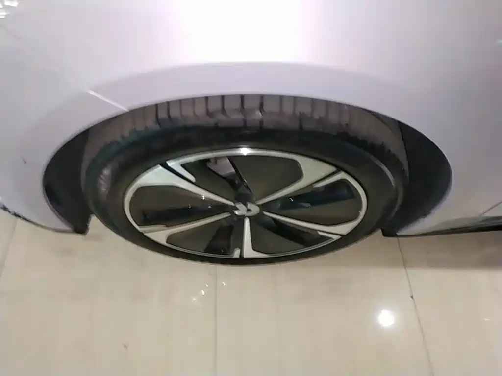 NIO ET5 — миниатюра 23