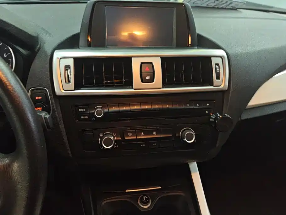 BMW 1 Series (Import) — миниатюра 13
