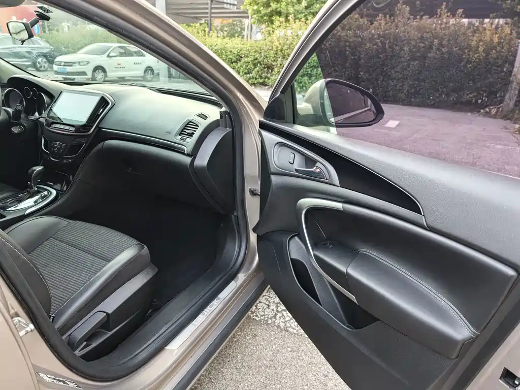 Buick Regal — миниатюра 6