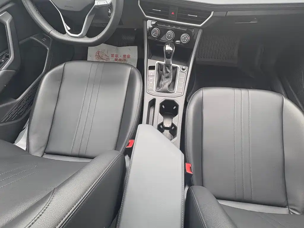 Volkswagen Sagitar — миниатюра 13